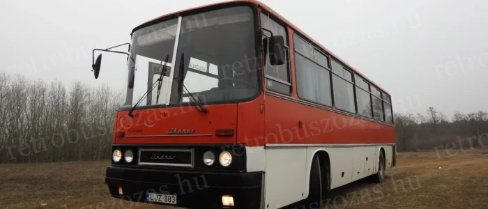 LJZ-883-ikarus-256-retrobusz-berles-kecskemet-3 Ikarus 256 távolsági nosztalgia busz bérlése kirándulásokhoz és esküvőkre – klasszikus retró autóbusz professzionális sofőrrel.