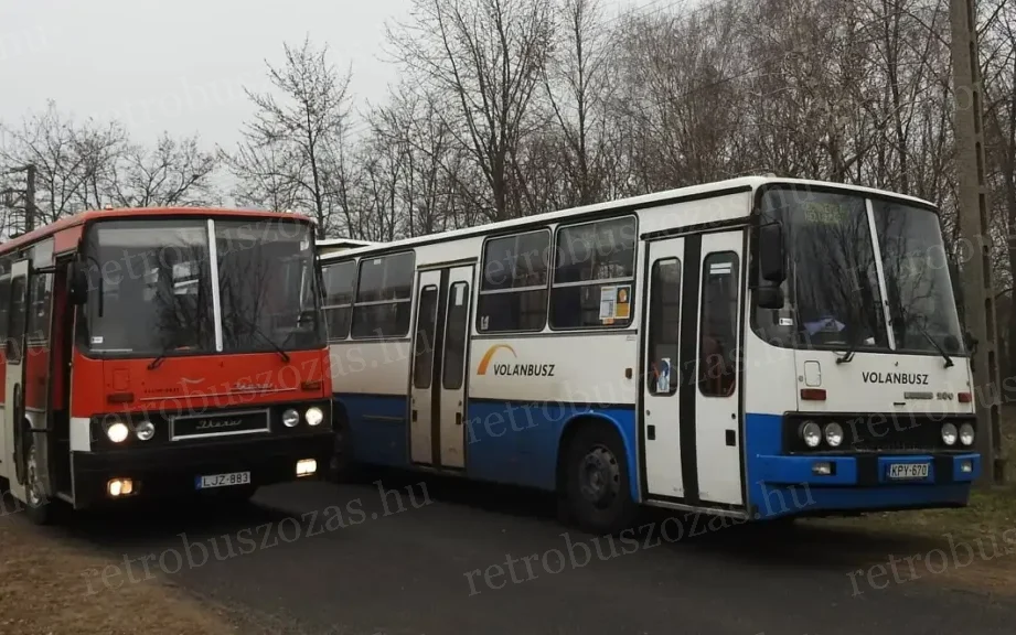 Ikarus 256 retró autóbusz bérlése esküvőre és nosztalgia kirándulásra Kecskemétről