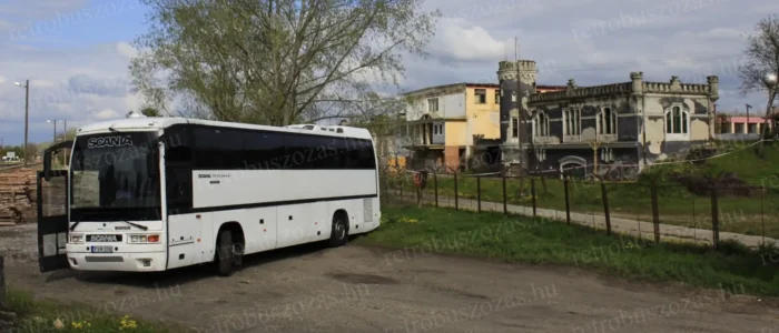 Légkondicionált Ikarus EAG E98 turista autóbusz bérlése csoportos utazáshoz