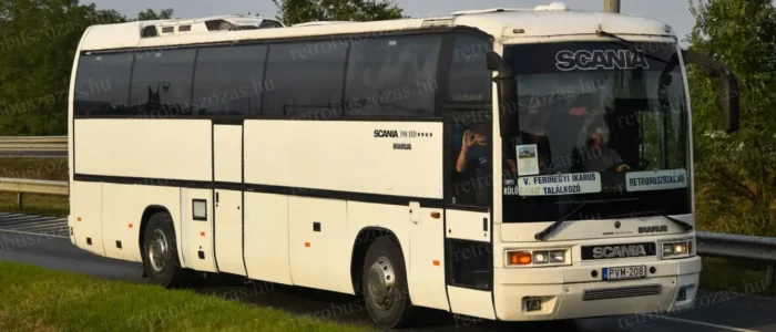Légkondicionált Ikarus EAG E98 turista autóbusz bérlése csoportos utazáshoz