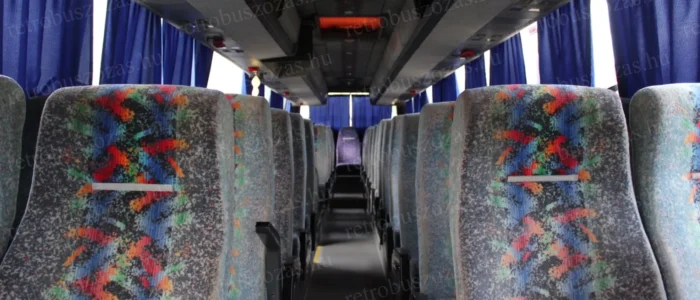 Légkondicionált Ikarus EAG E98 turista autóbusz bérlése csoportos utazáshoz